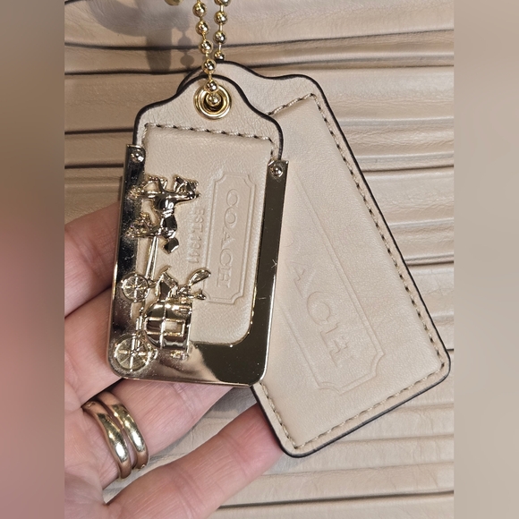 Coach Madison Caroline Satchel - Picture 6 of 16